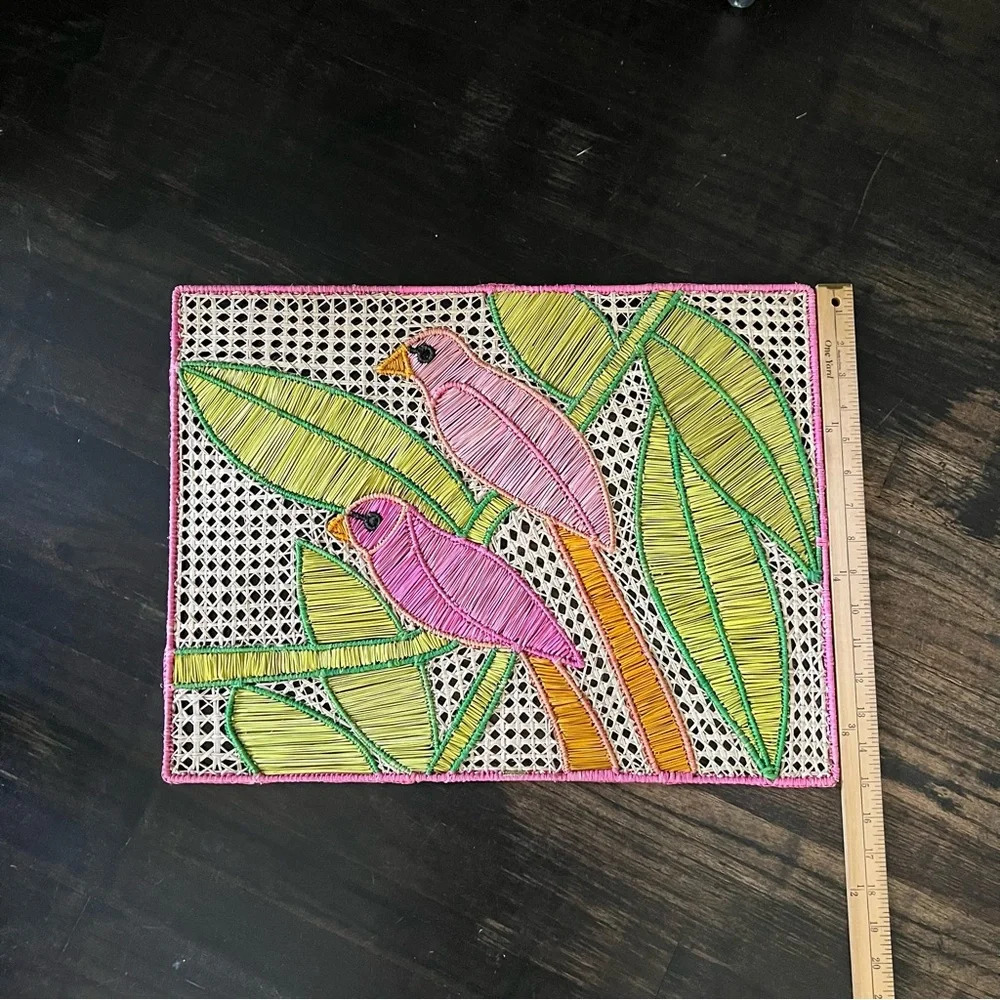 Rare Mercedes Salazar Maria Rectangular Individual Raffia Pink Bird Placemat EUC - Picture 3 of 4